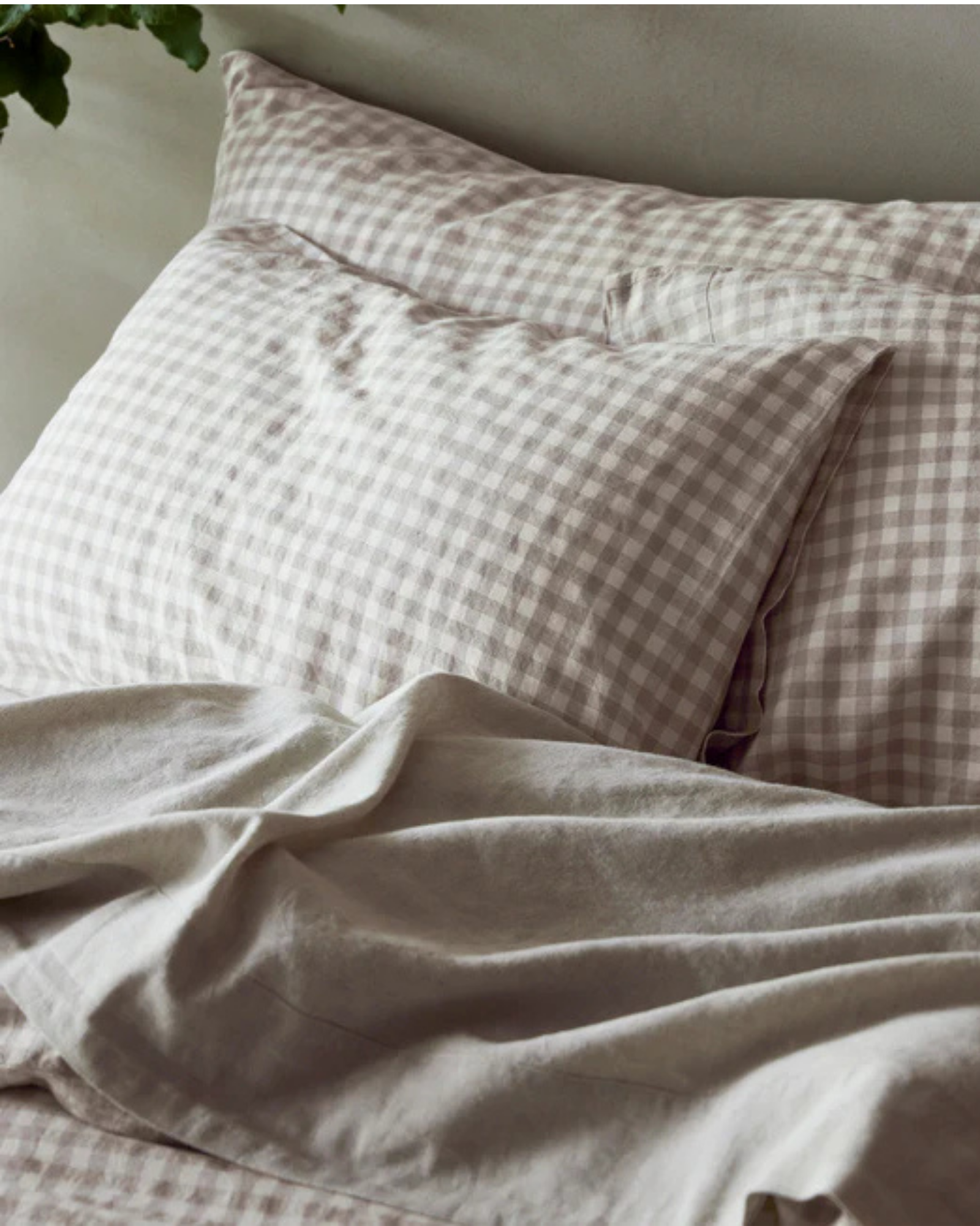 Piglet in Bed - Gingham linen