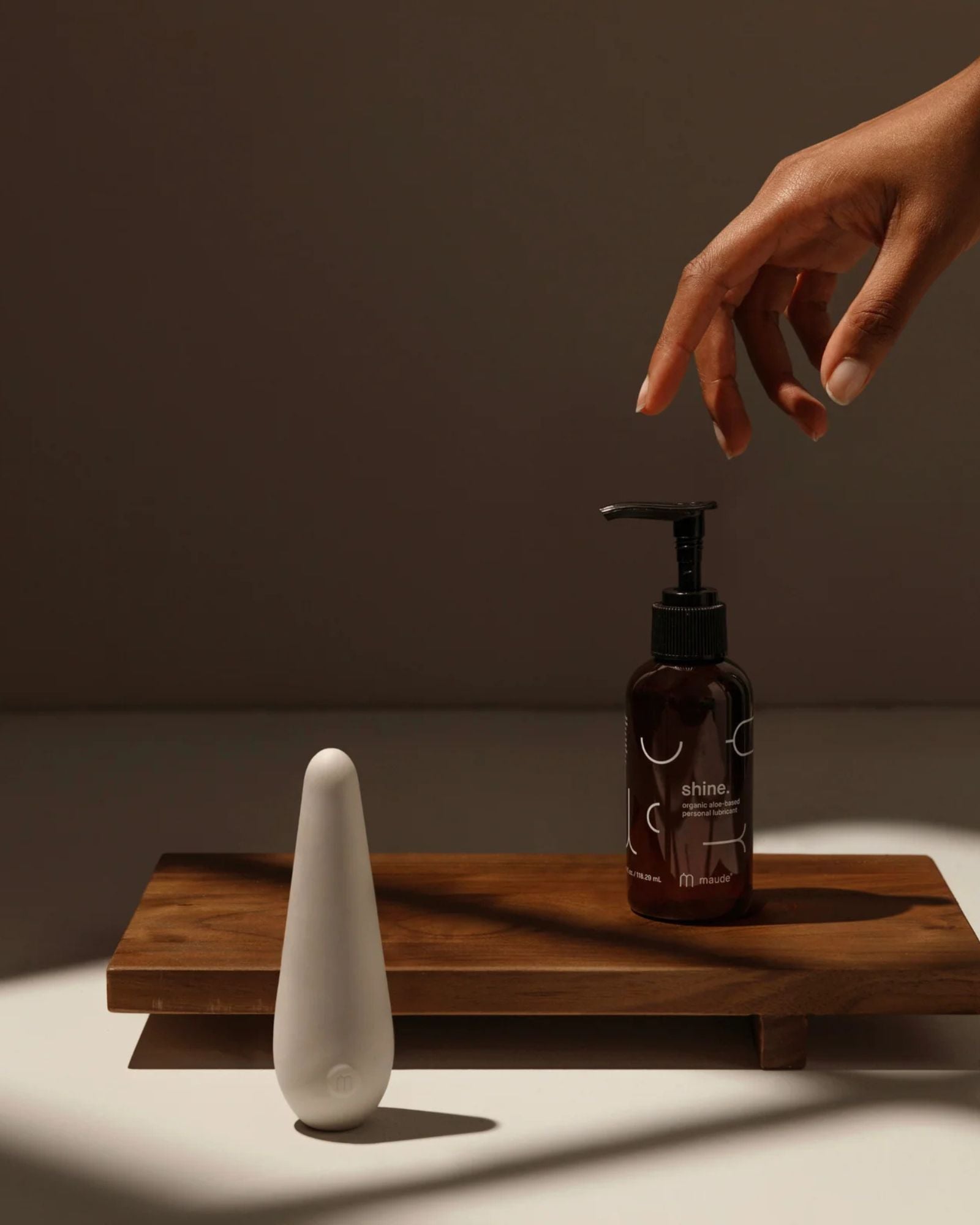 Maude - Vibe + Shine Aloe