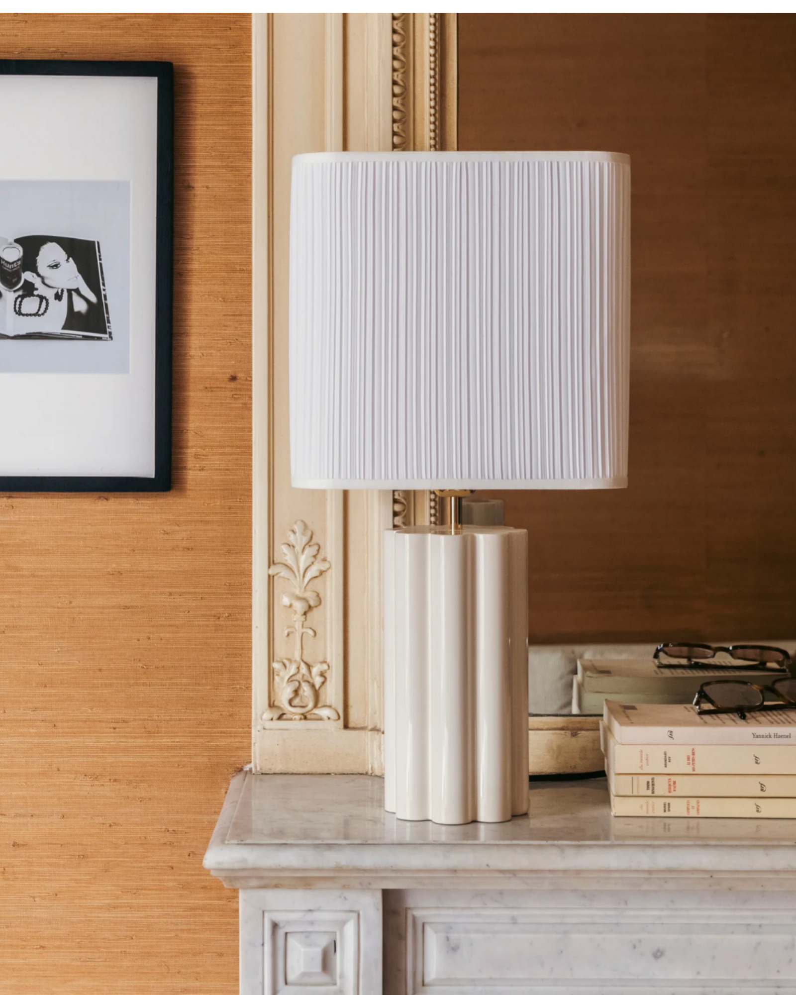 The Socialite Family - Gioia White Lamp